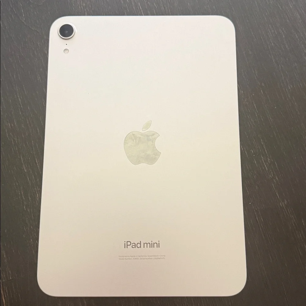 iPad Mini - Picture 4 of 6